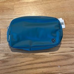 NWT Lululemon Belt Bag